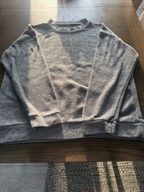 Cozy Gray Textured Crewneck Sweatshirt says Breckinridge Colorado